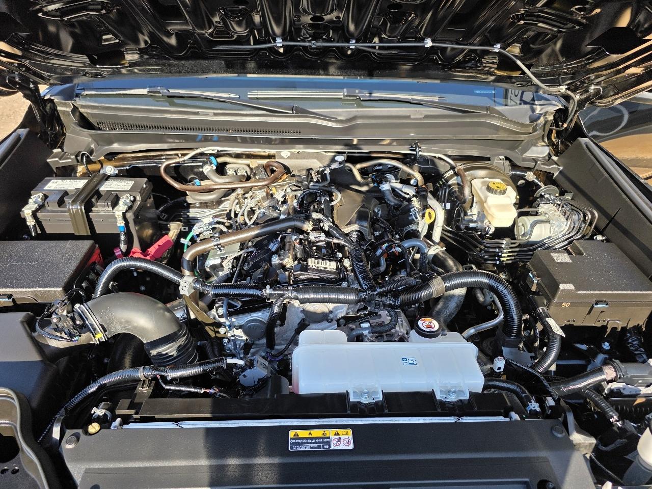 Toyota Tacoma 4WD SR5 Double Cab 5' Bed AT (Natl) 2025
