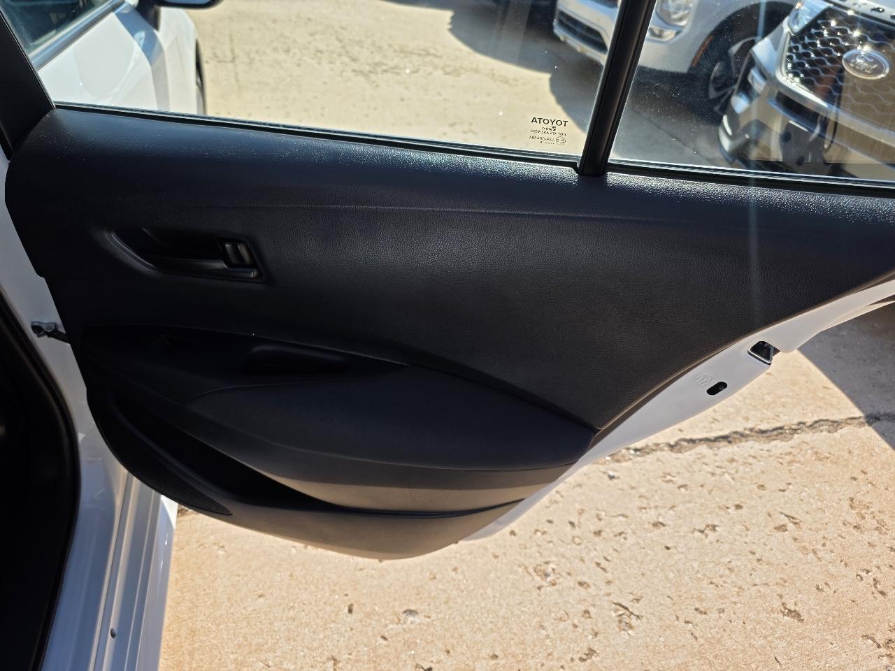 Toyota Corolla LE CVT (Natl) 2025