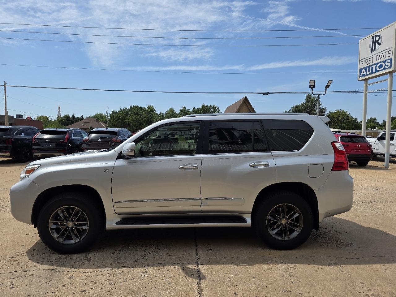 Lexus GX 460 4WD 4dr Premium 2013