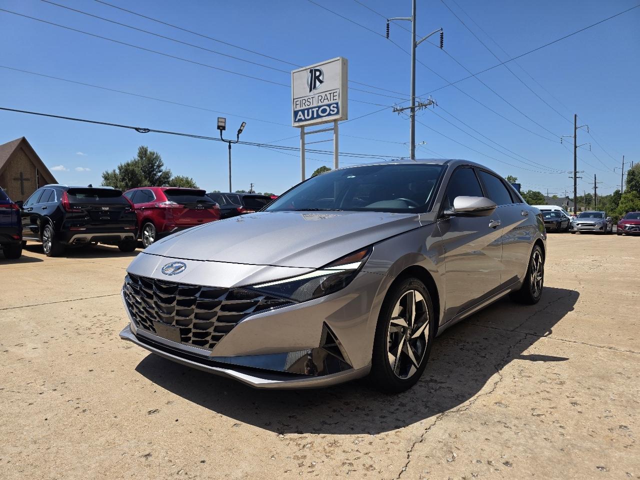 Hyundai Elantra Hybrid Limited DCT 2023