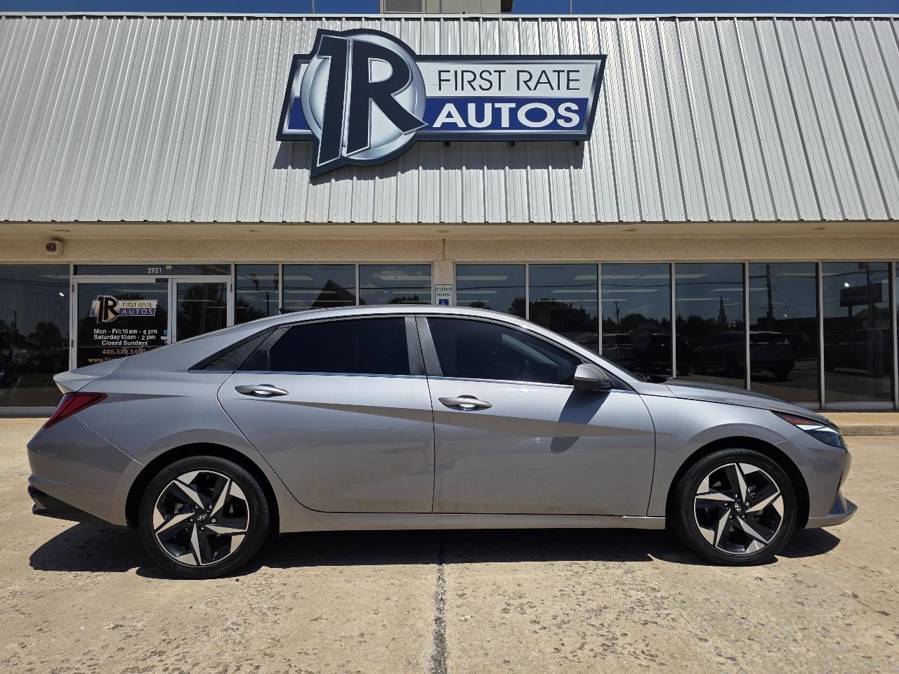 Hyundai Elantra Hybrid Limited DCT 2023