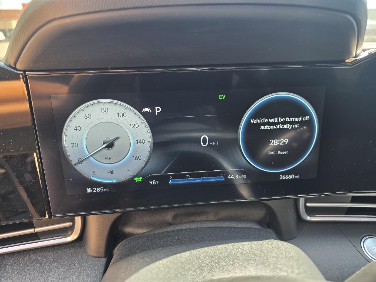 Hyundai Elantra Hybrid Limited DCT 2023