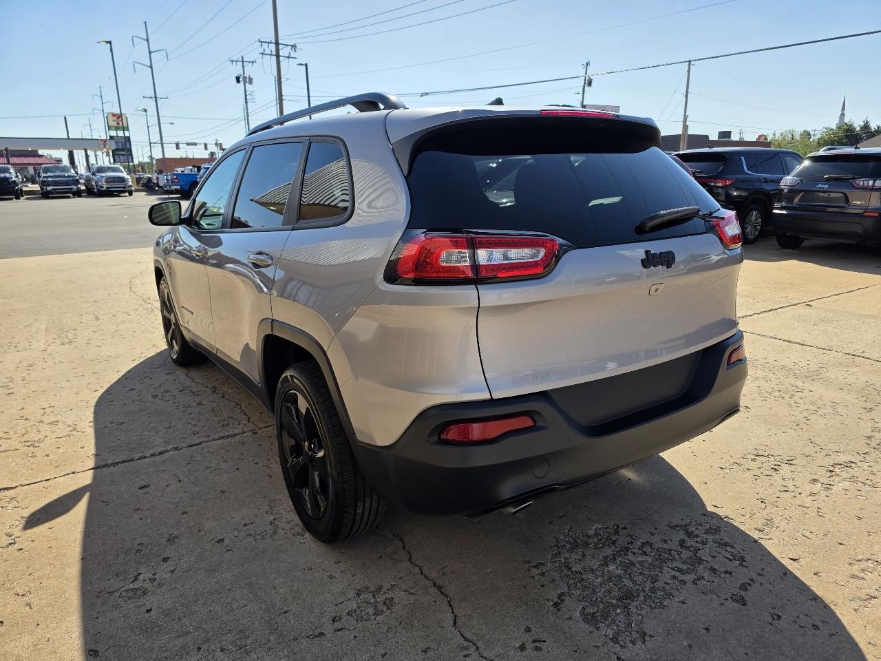 Jeep Cherokee Latitude FWD 2018