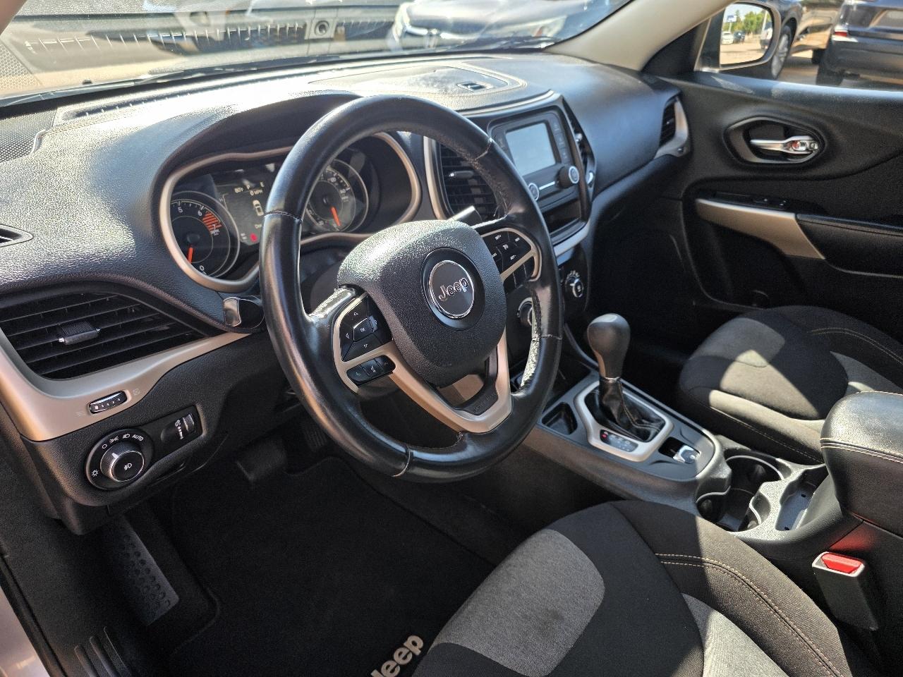 Jeep Cherokee Latitude FWD 2018
