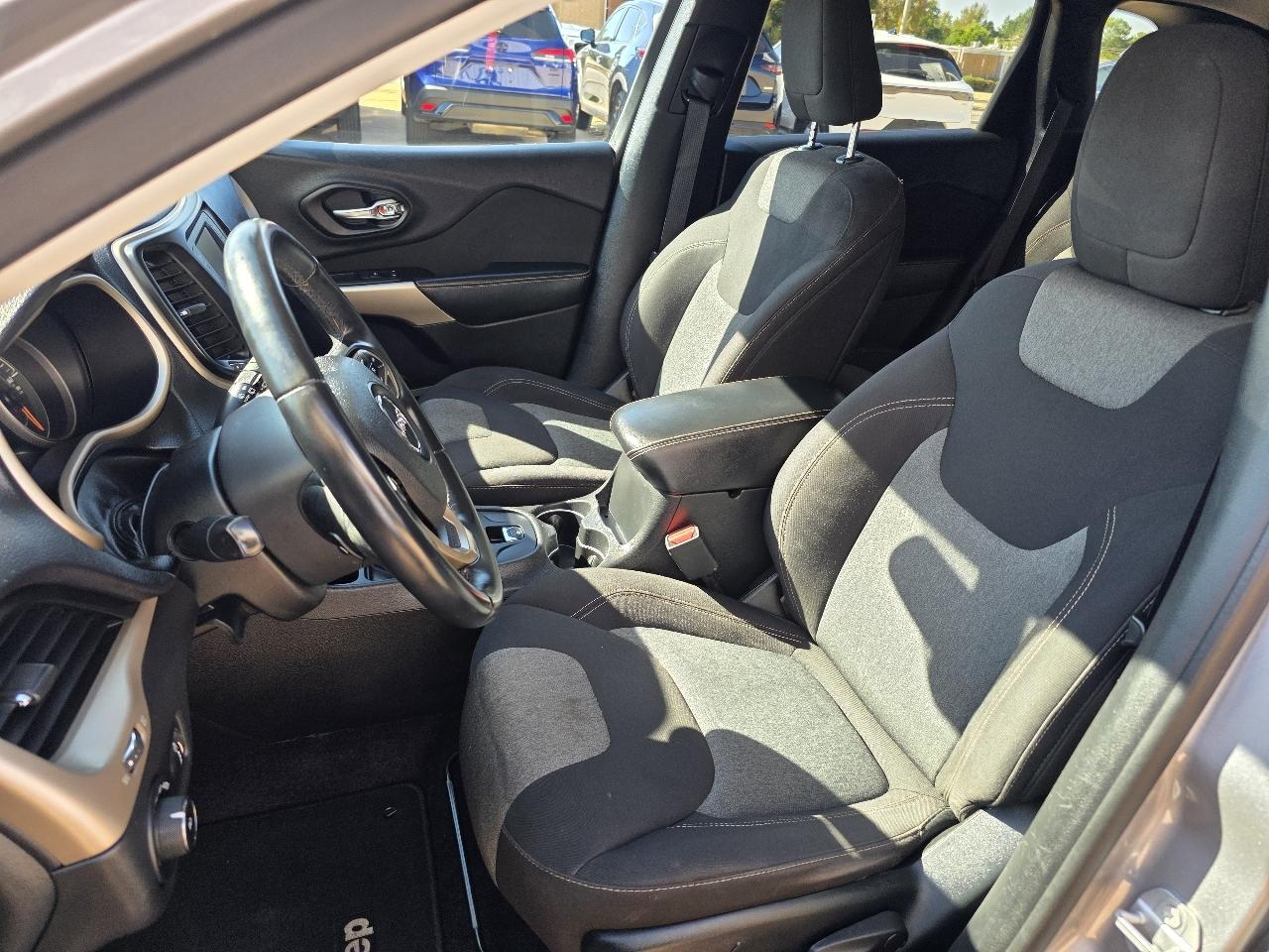Jeep Cherokee Latitude FWD 2018