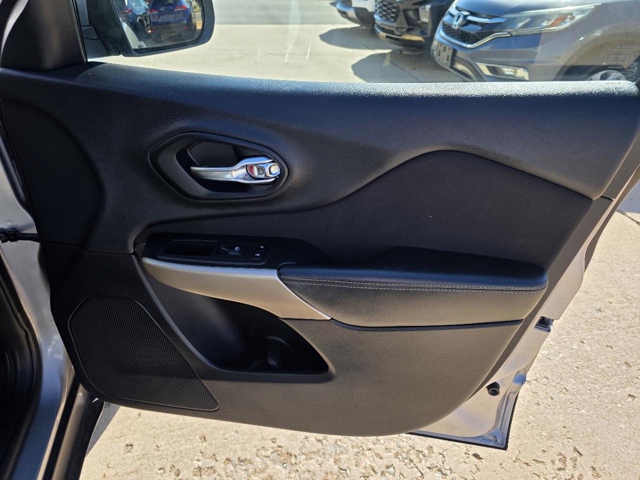 Jeep Cherokee Latitude FWD 2018