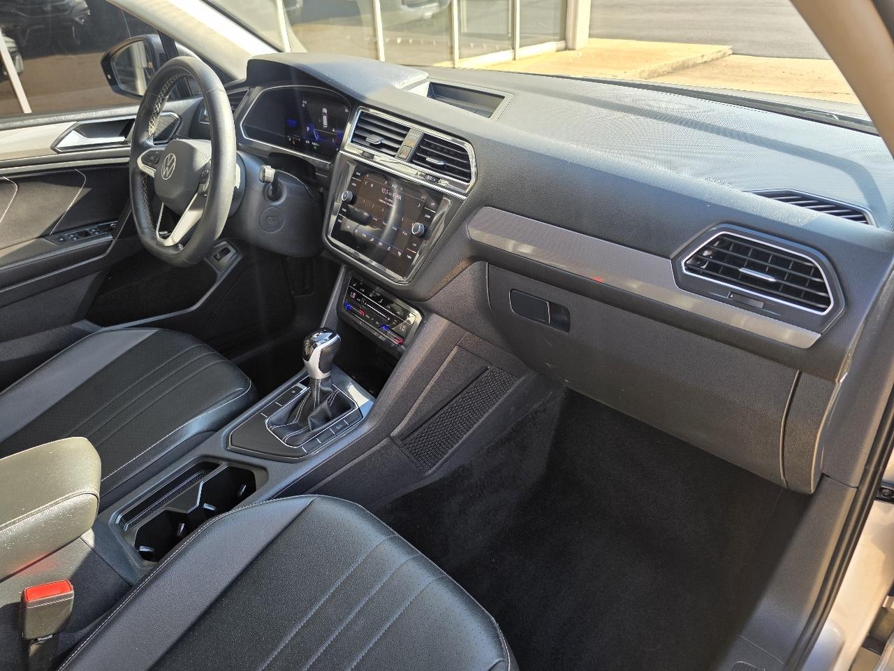 Volkswagen Tiguan 2.0T Wolfsburg Edition FWD 2024