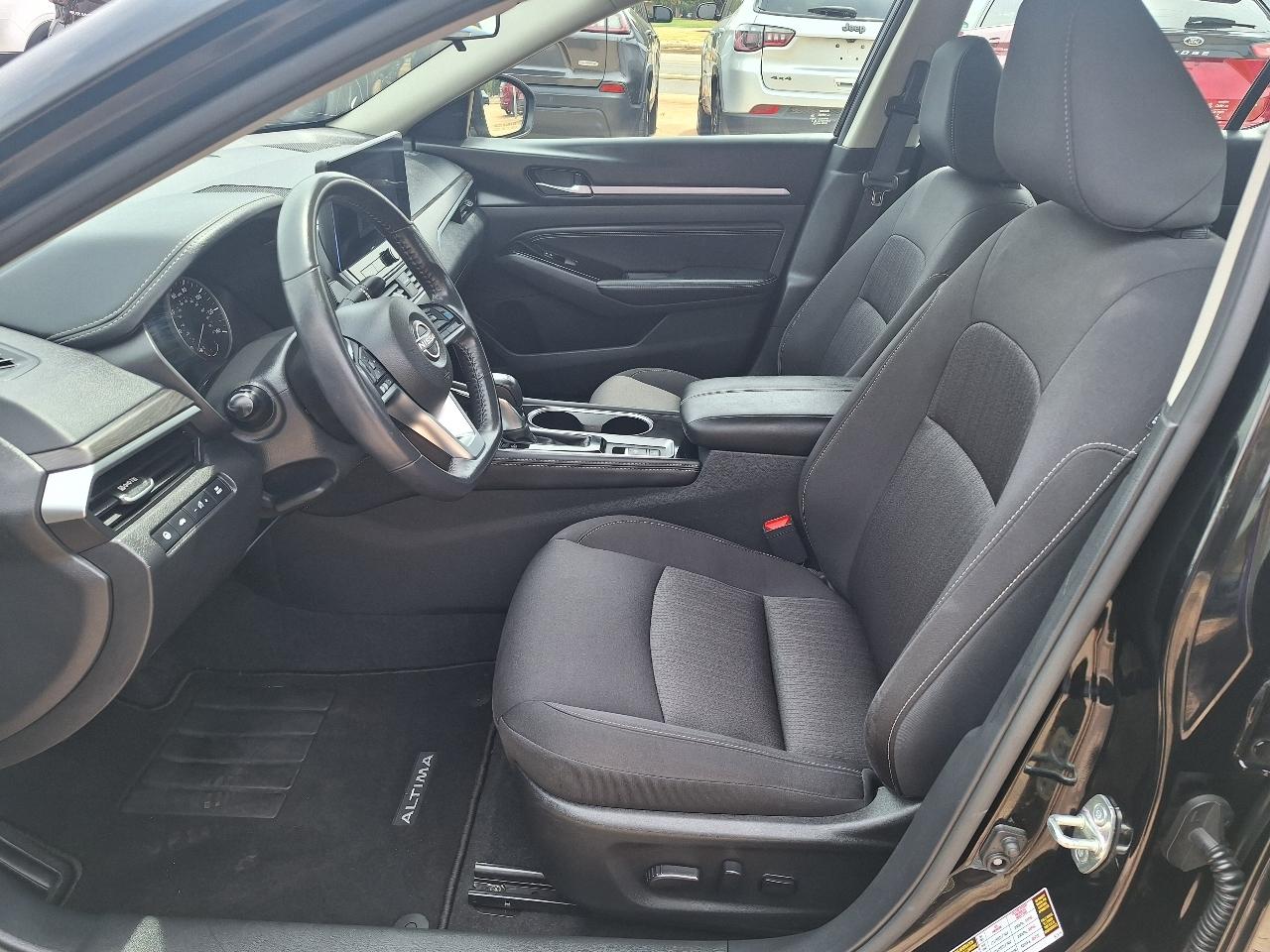 Nissan Altima 2.5 SV AWD Sedan 2023