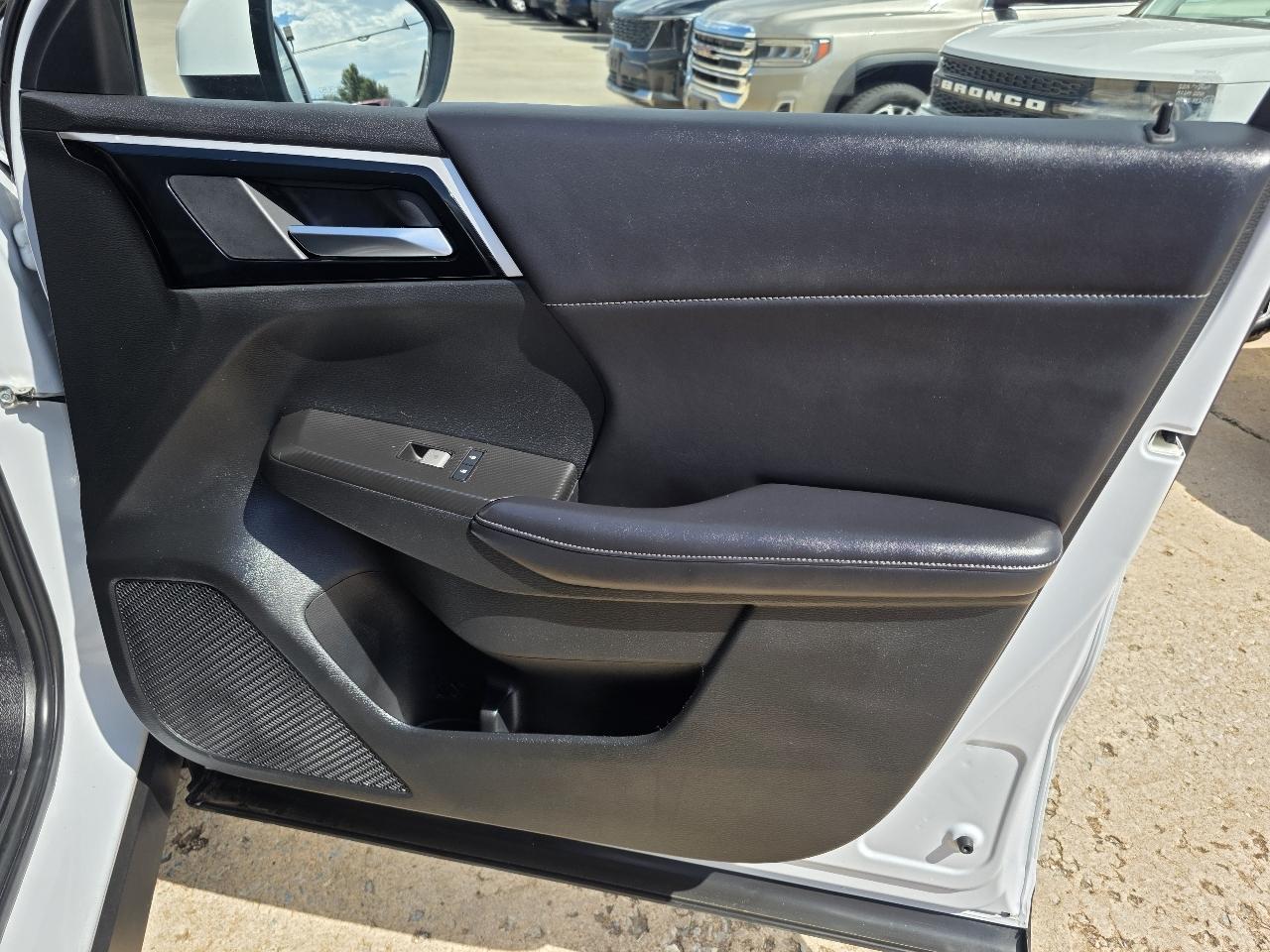 Mitsubishi Outlander SE FWD 2023