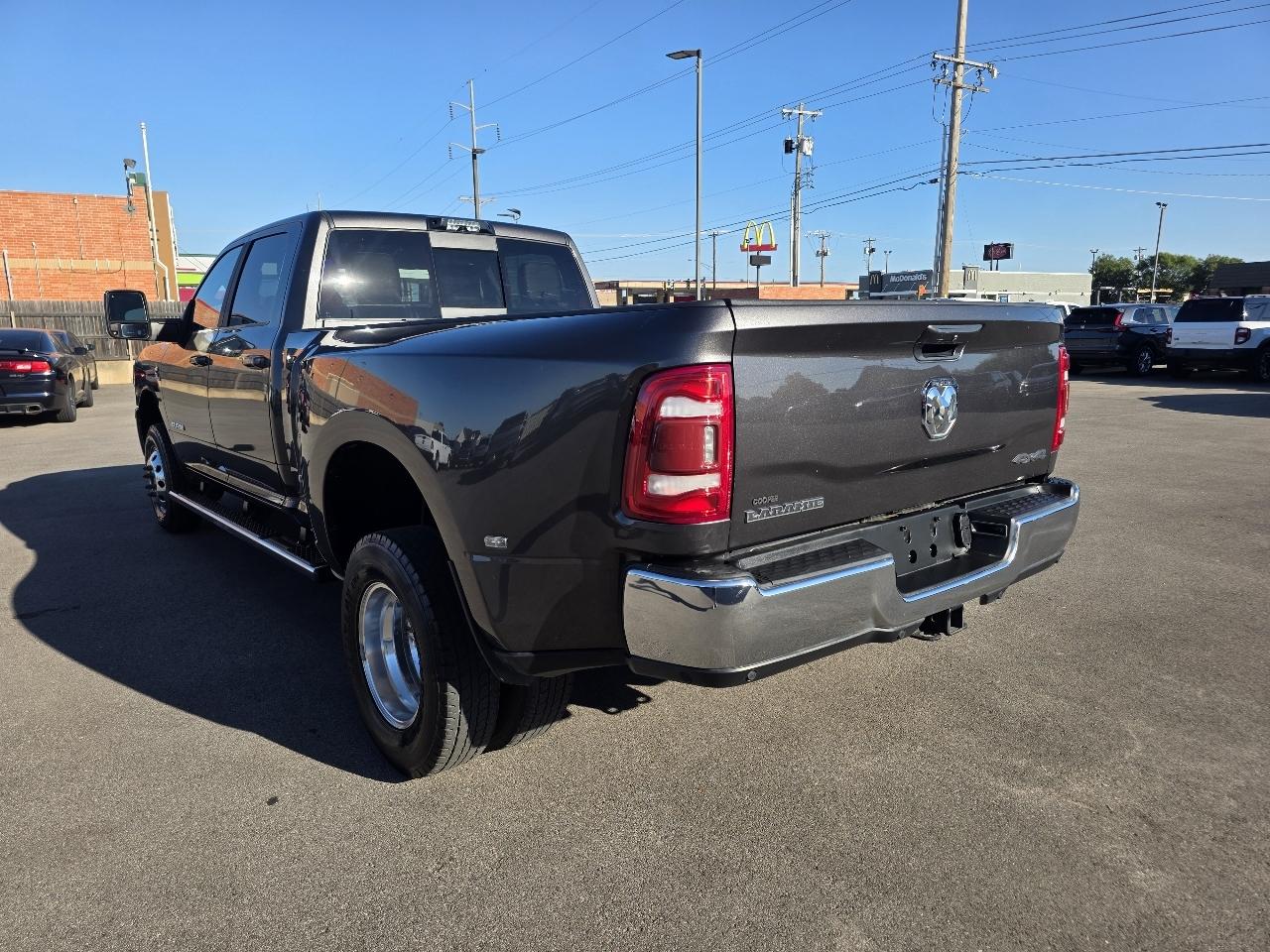 RAM 3500 Laramie 4x4 Crew Cab 8' Box 2024