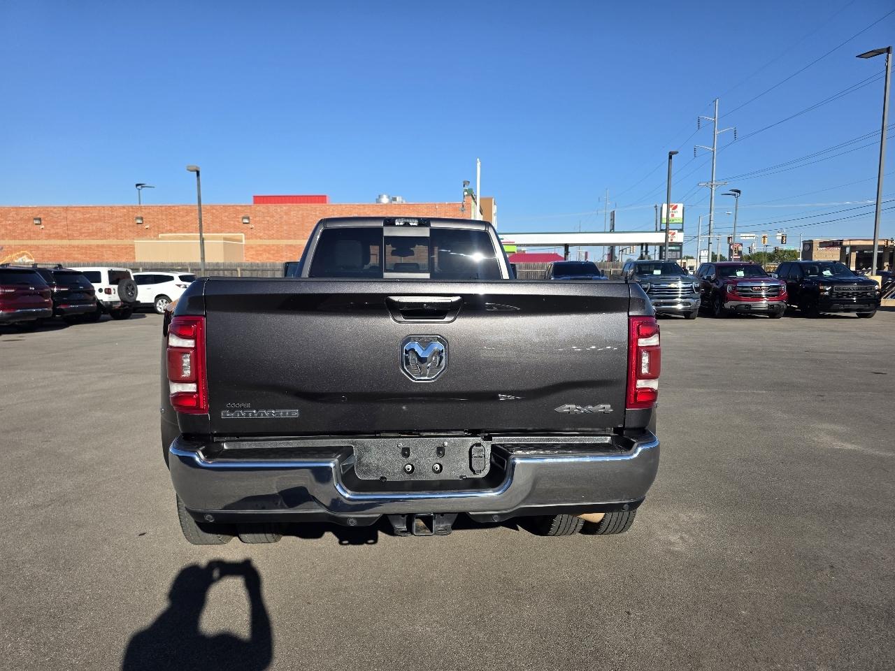RAM 3500 Laramie 4x4 Crew Cab 8' Box 2024