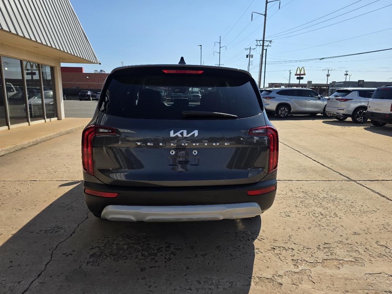 Kia Telluride LX FWD 2022