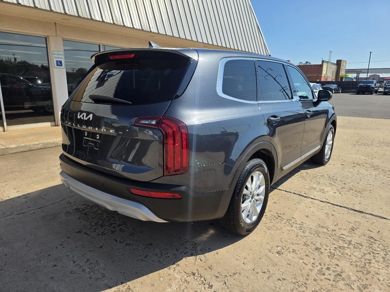 Kia Telluride LX FWD 2022