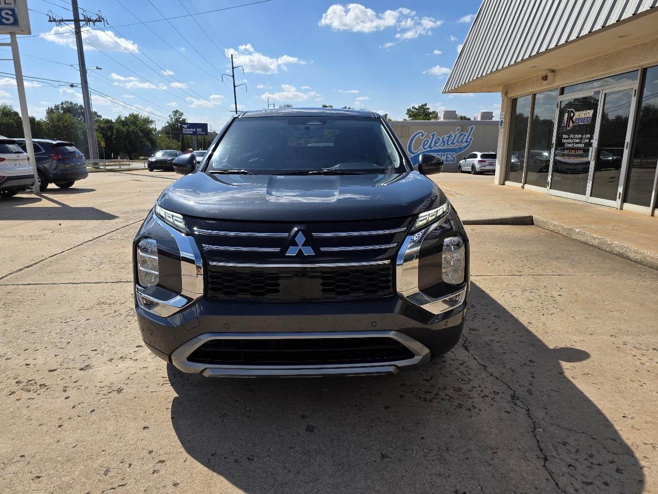 Mitsubishi Outlander SE FWD 2025