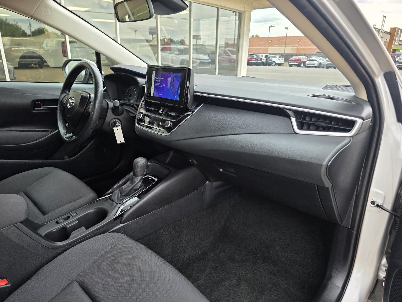 Toyota Corolla LE CVT (Natl) 2025