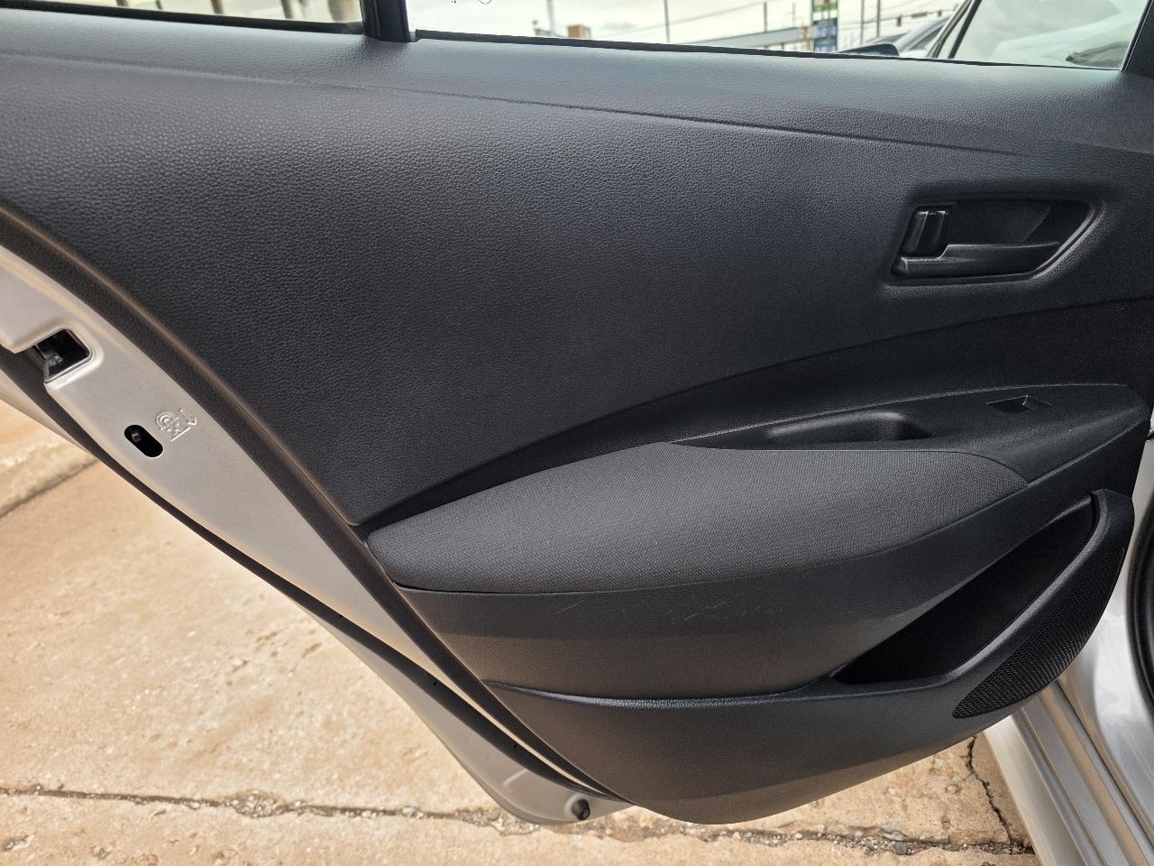 Toyota Corolla LE CVT (Natl) 2025