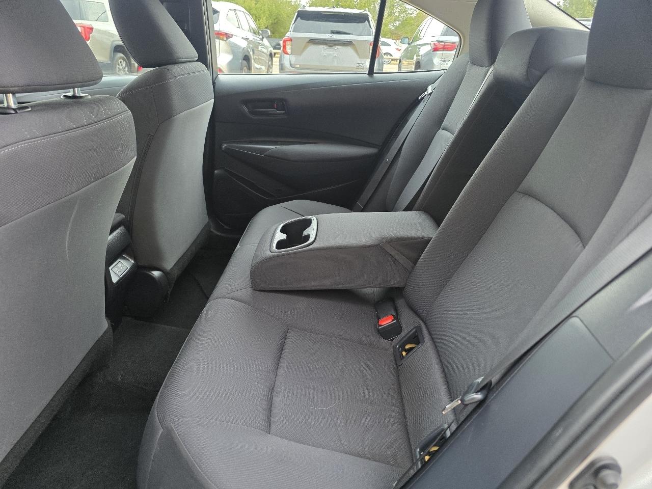 Toyota Corolla LE CVT (Natl) 2025