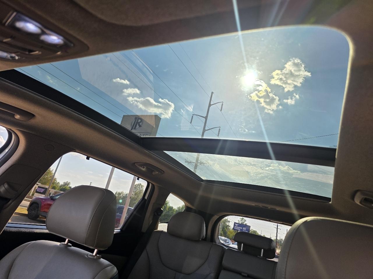 Hyundai Santa Fe Limited 2.4L Auto AWD 2020