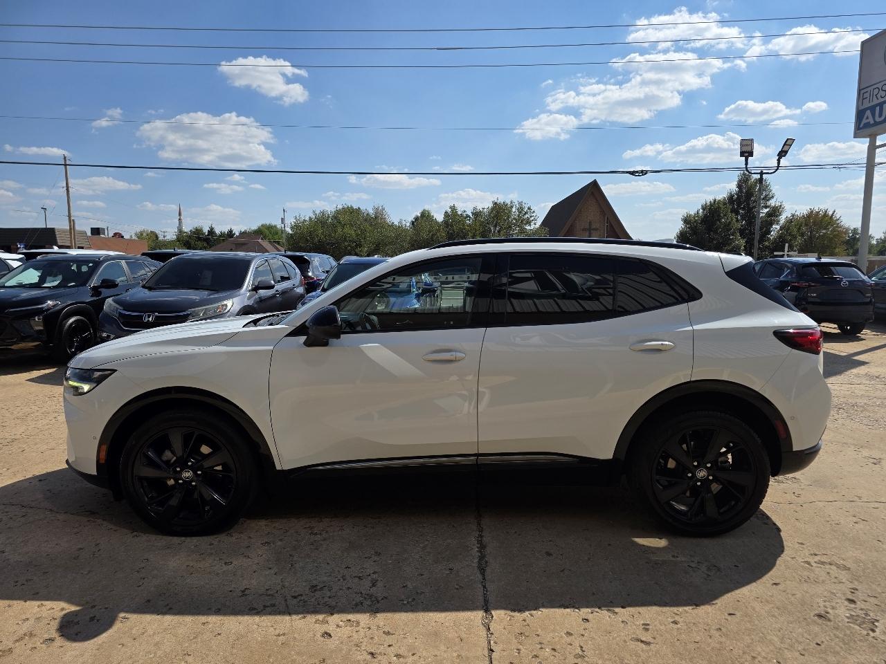 Buick Envision FWD 4dr Essence 2022