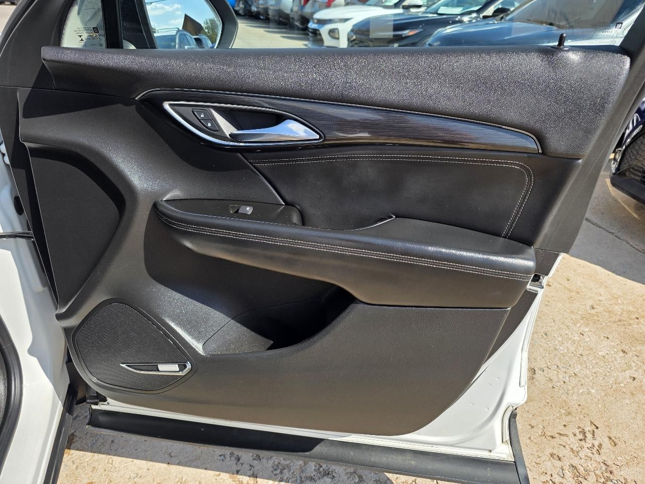 Buick Envision FWD 4dr Essence 2022
