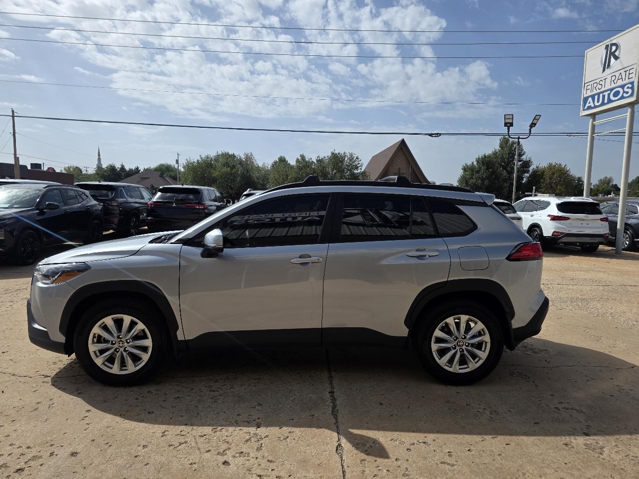 Toyota Corolla Cross LE 2WD (Natl) 2024