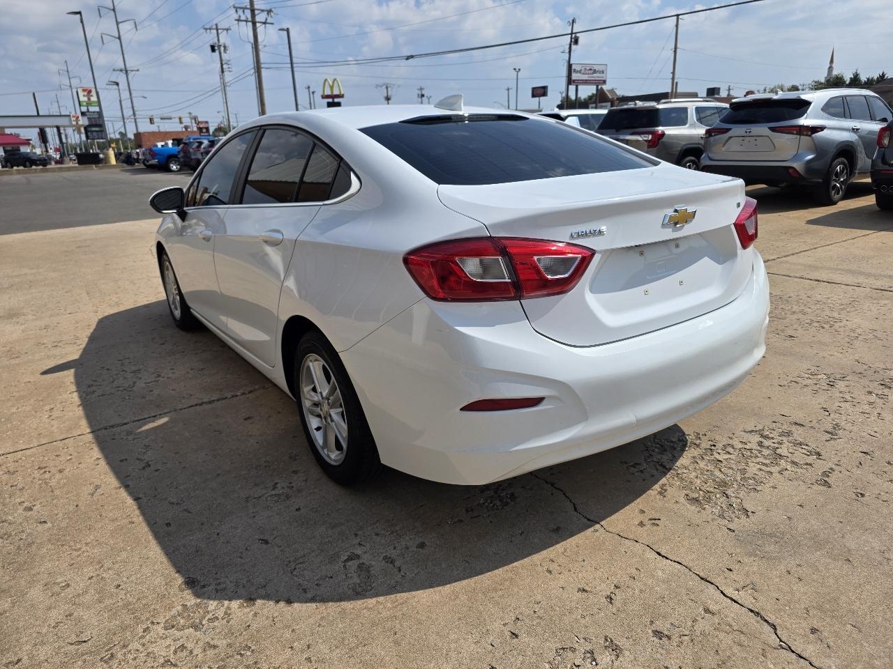 Chevrolet Cruze 4dr Sdn 1.4L LT w/1SD 2018