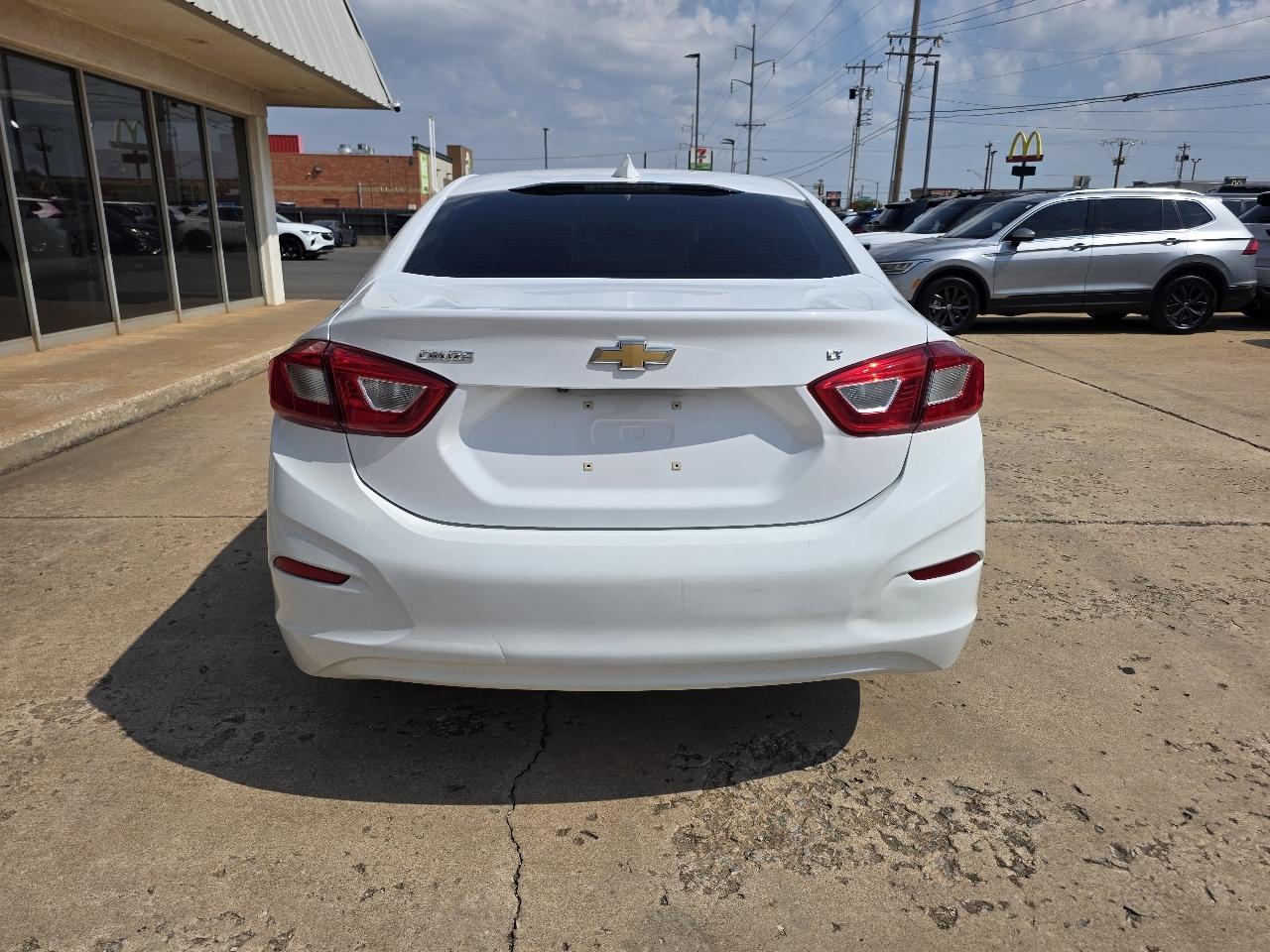 Chevrolet Cruze 4dr Sdn 1.4L LT w/1SD 2018