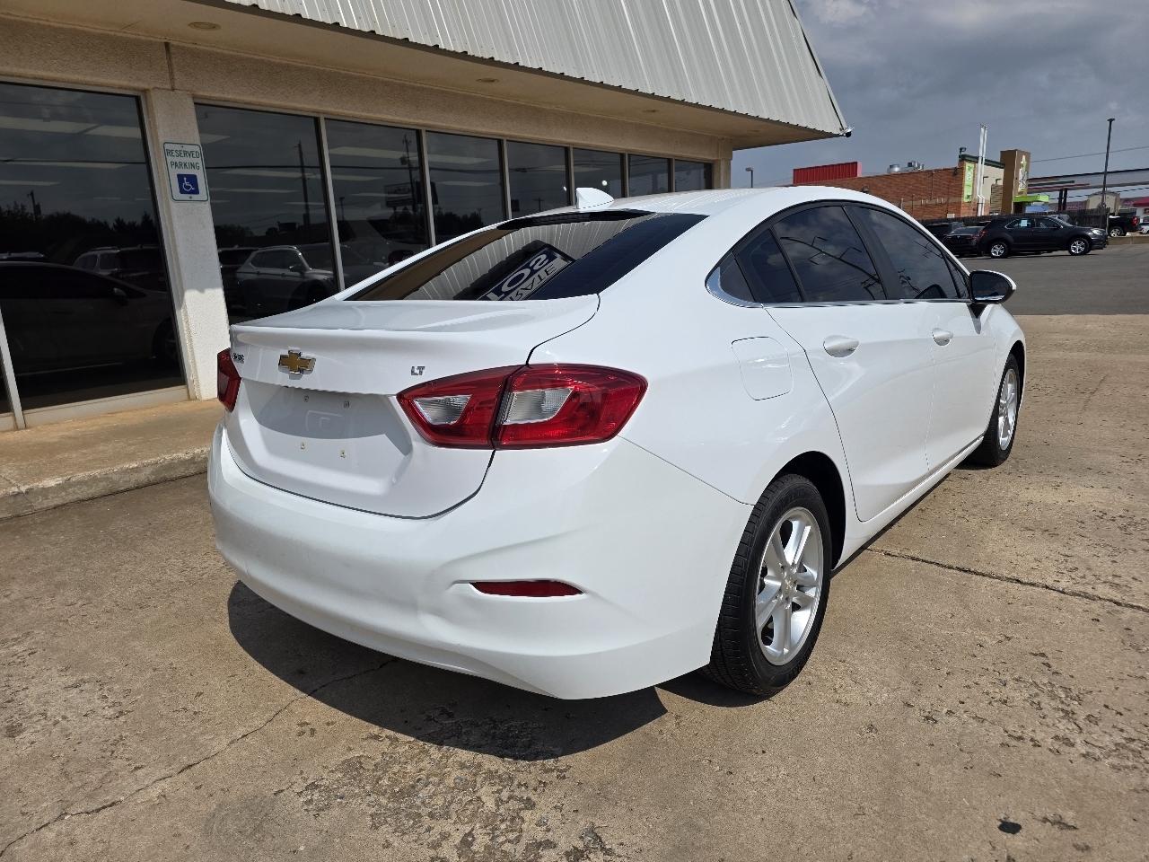 Chevrolet Cruze 4dr Sdn 1.4L LT w/1SD 2018