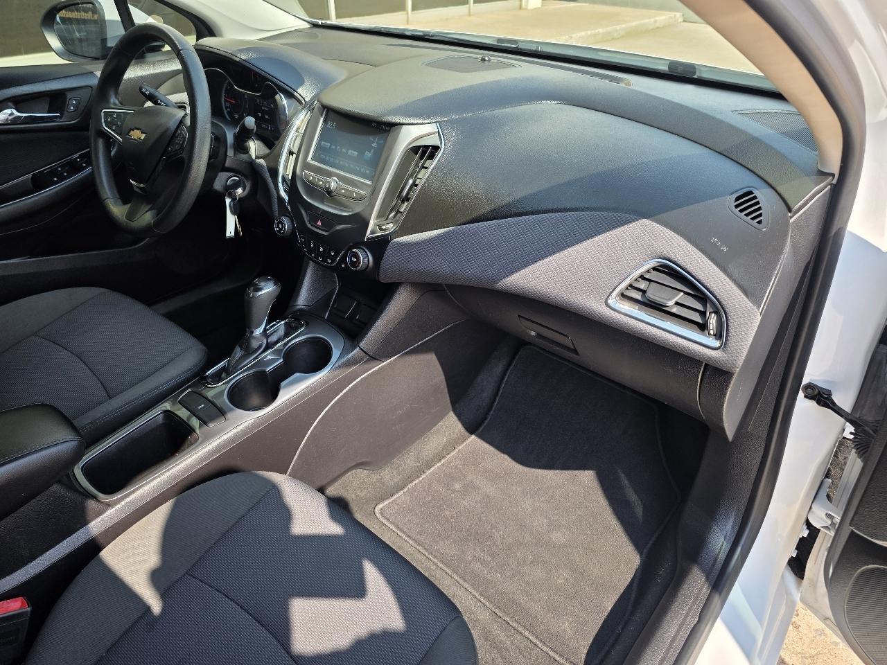 Chevrolet Cruze 4dr Sdn 1.4L LT w/1SD 2018