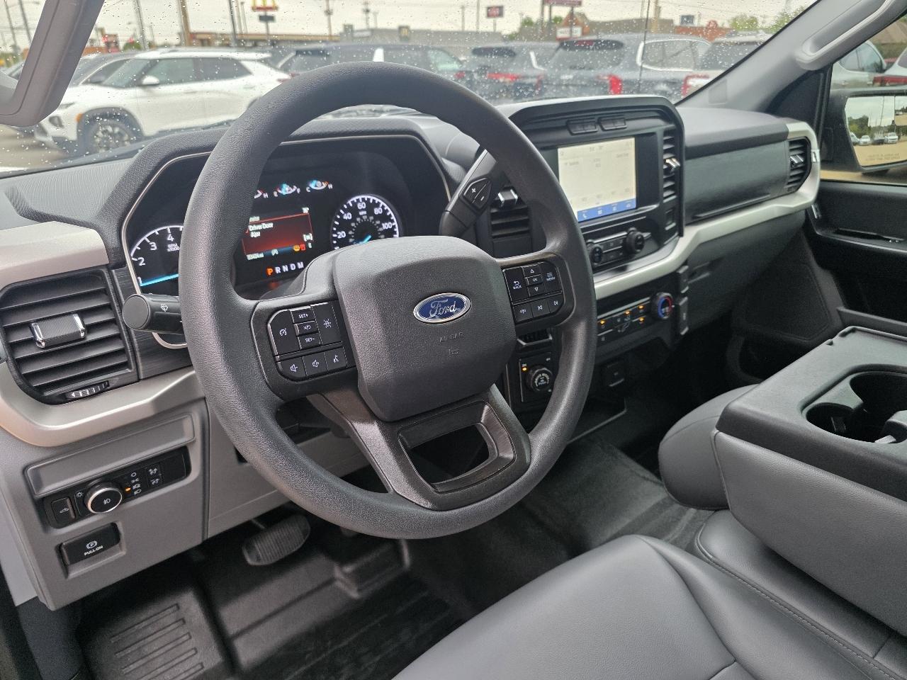 Ford F-150 XL 4WD SuperCrew 5.5' Box 2021