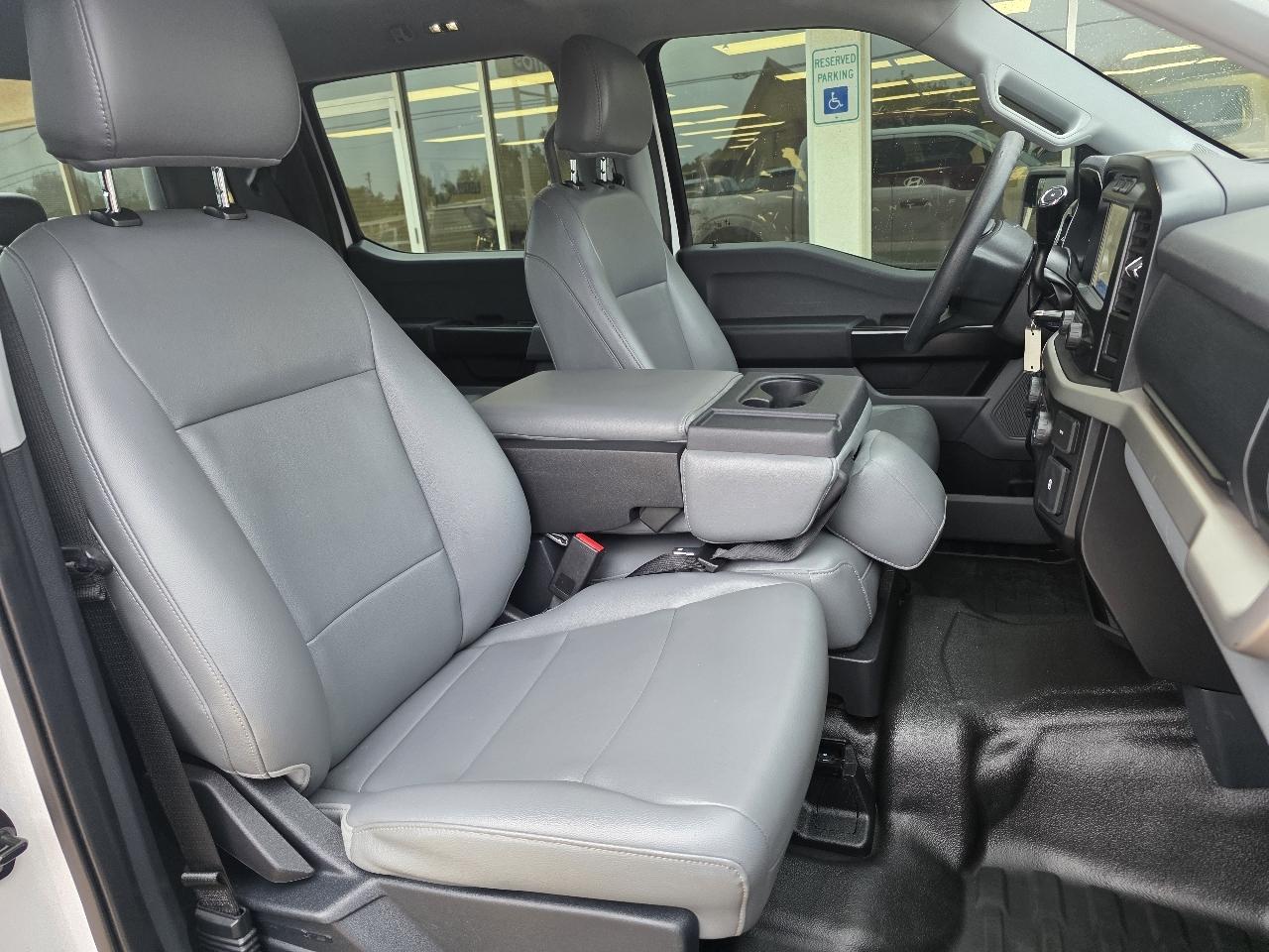 Ford F-150 XL 4WD SuperCrew 5.5' Box 2021