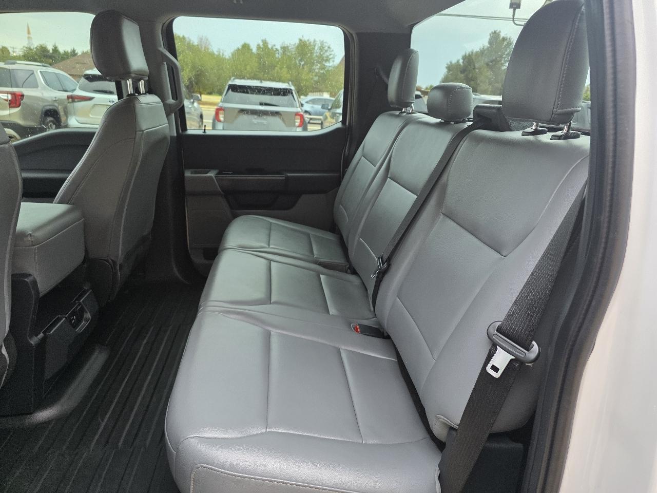Ford F-150 XL 4WD SuperCrew 5.5' Box 2021