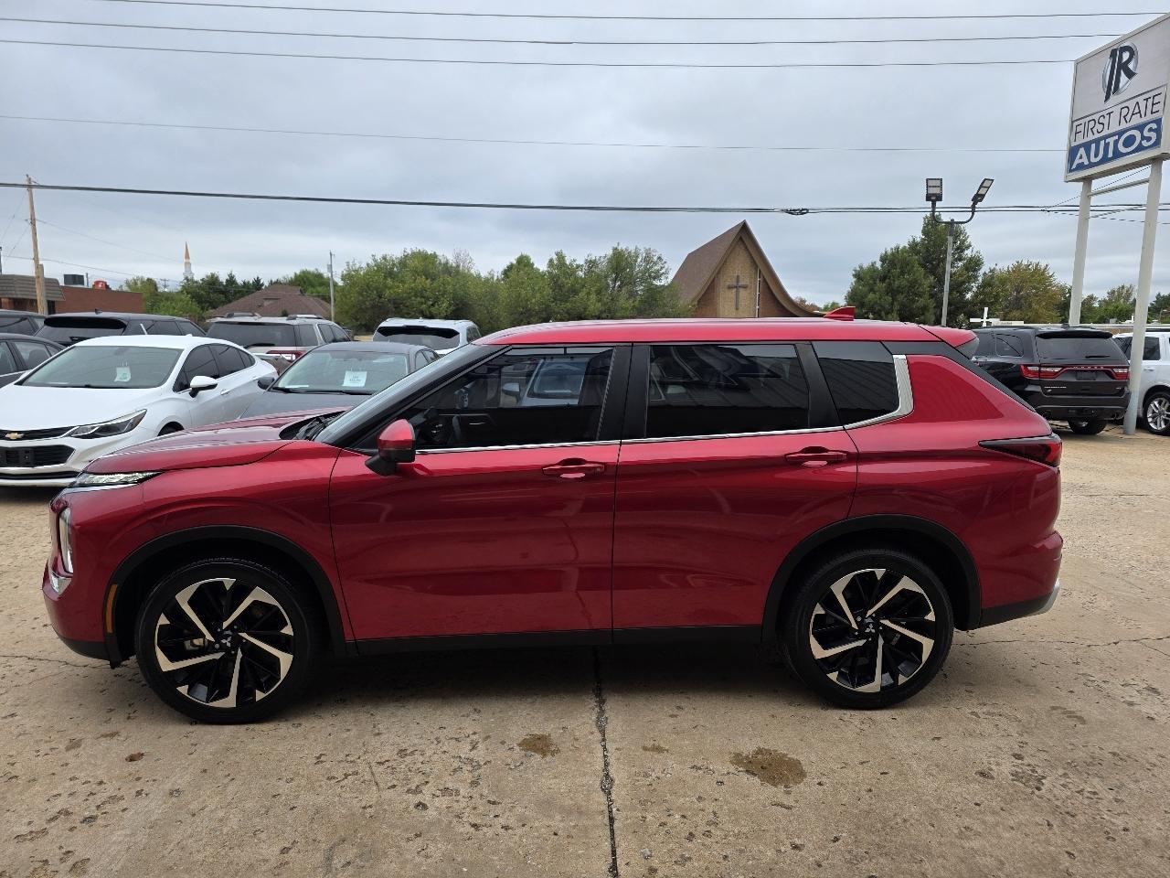 Mitsubishi Outlander SE FWD 2023