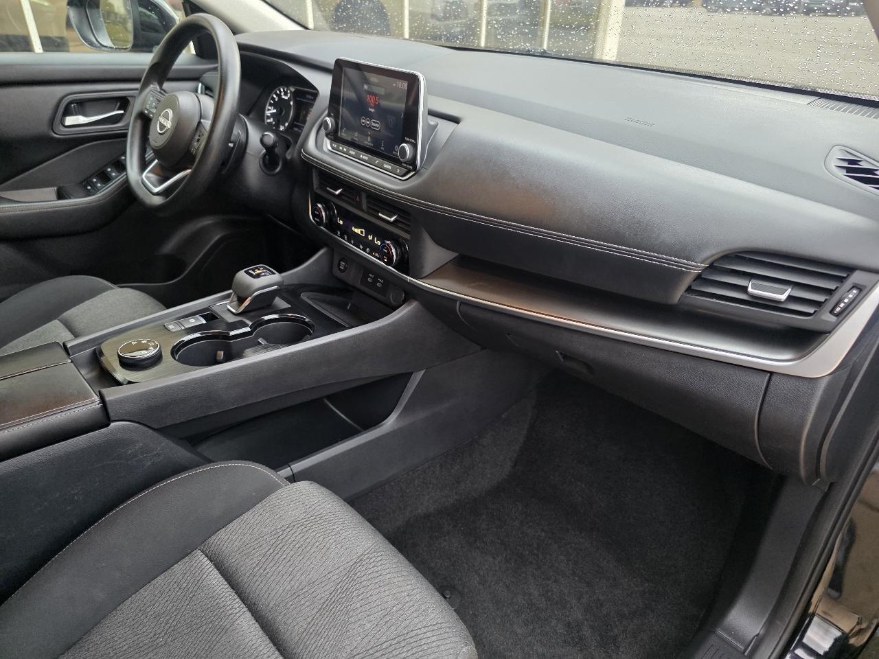 Nissan Rogue AWD SV 2024
