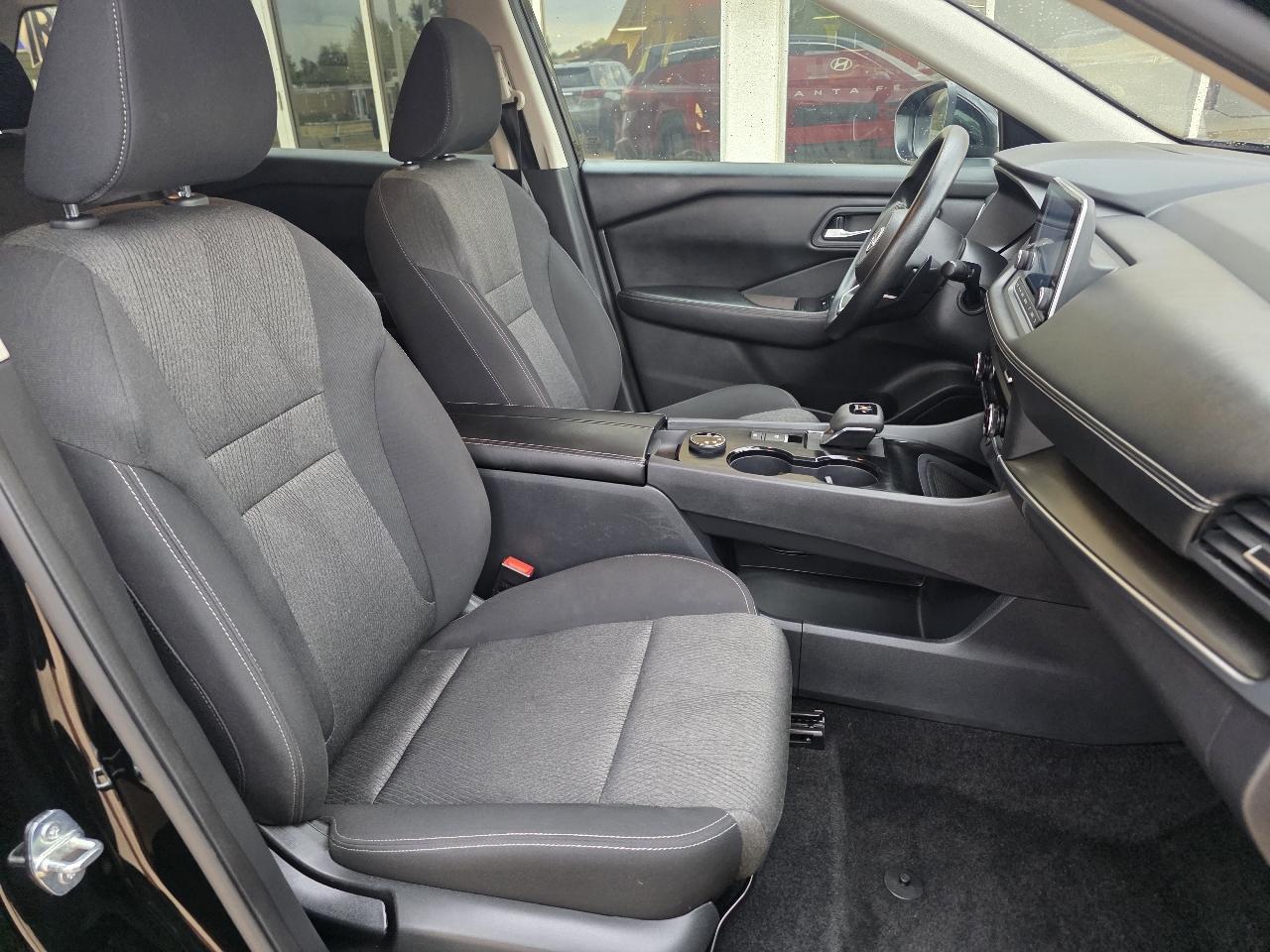 Nissan Rogue AWD SV 2024