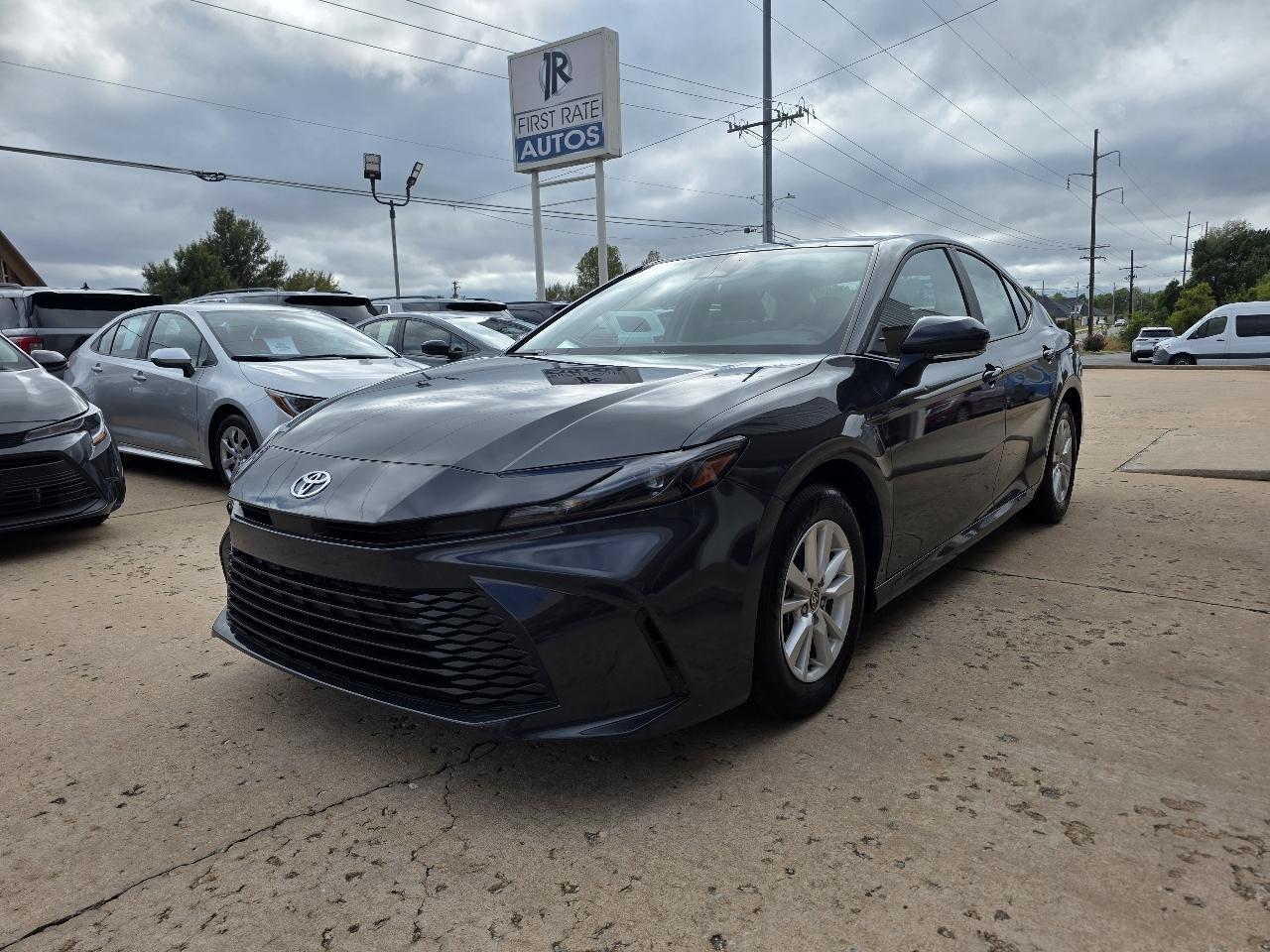 Toyota Camry XLE (Natl) 2025