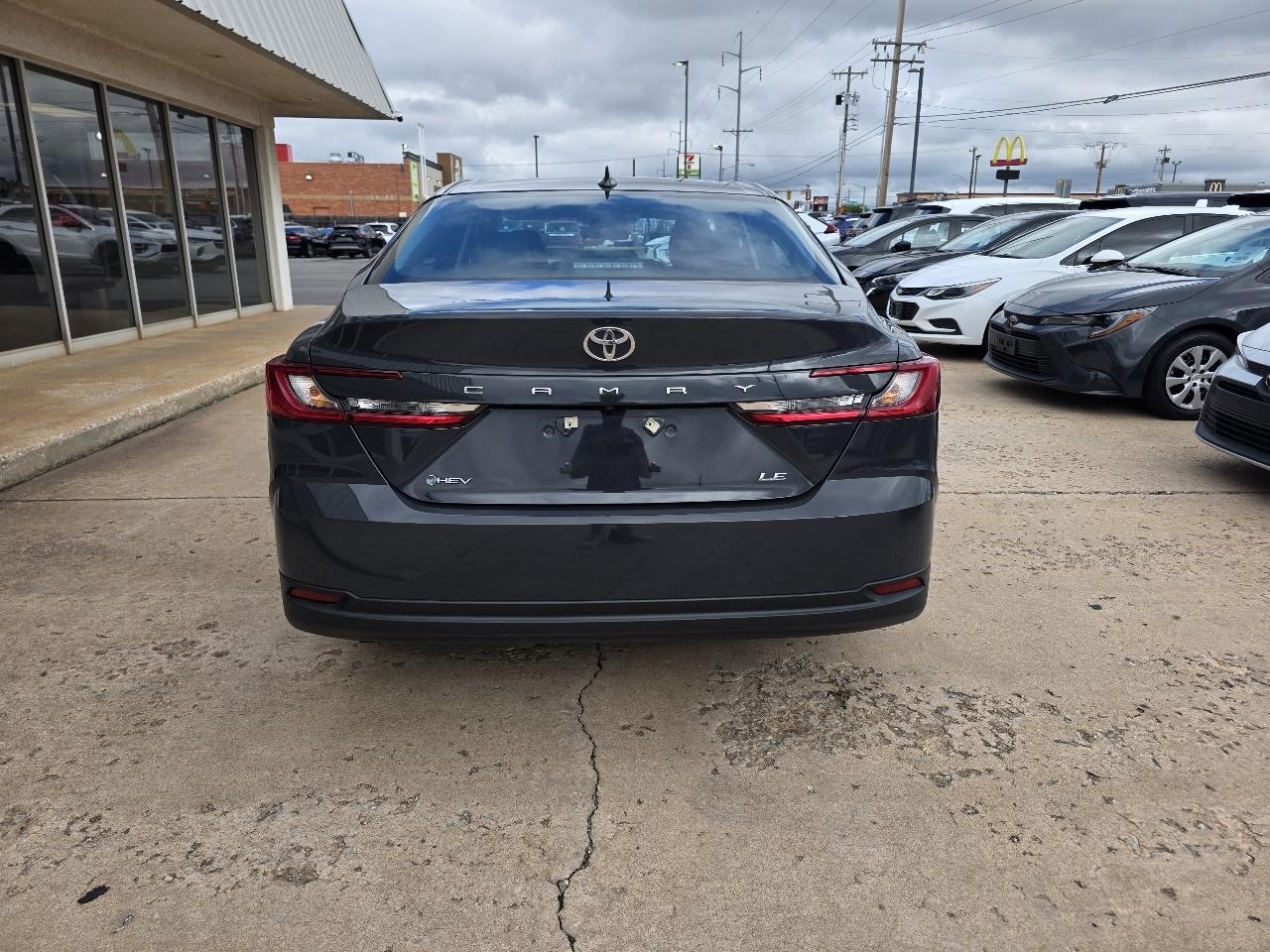 Toyota Camry XLE (Natl) 2025