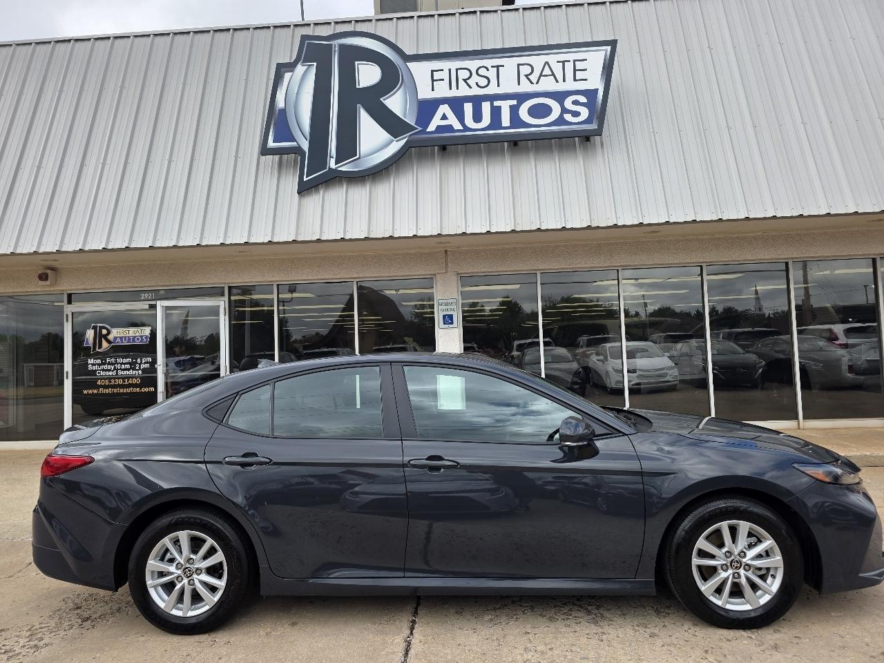 Toyota Camry XLE (Natl) 2025