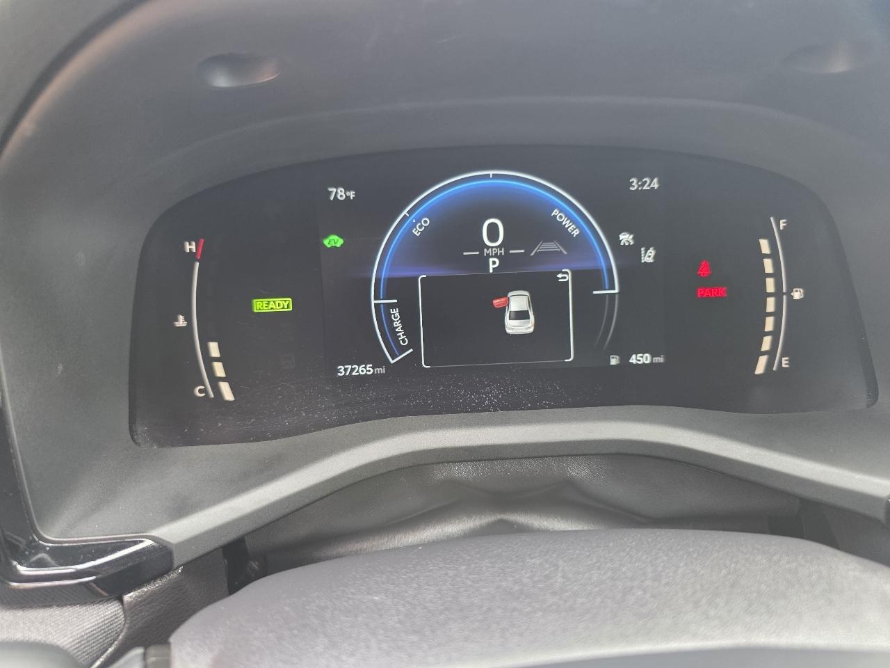 Toyota Camry XLE (Natl) 2025