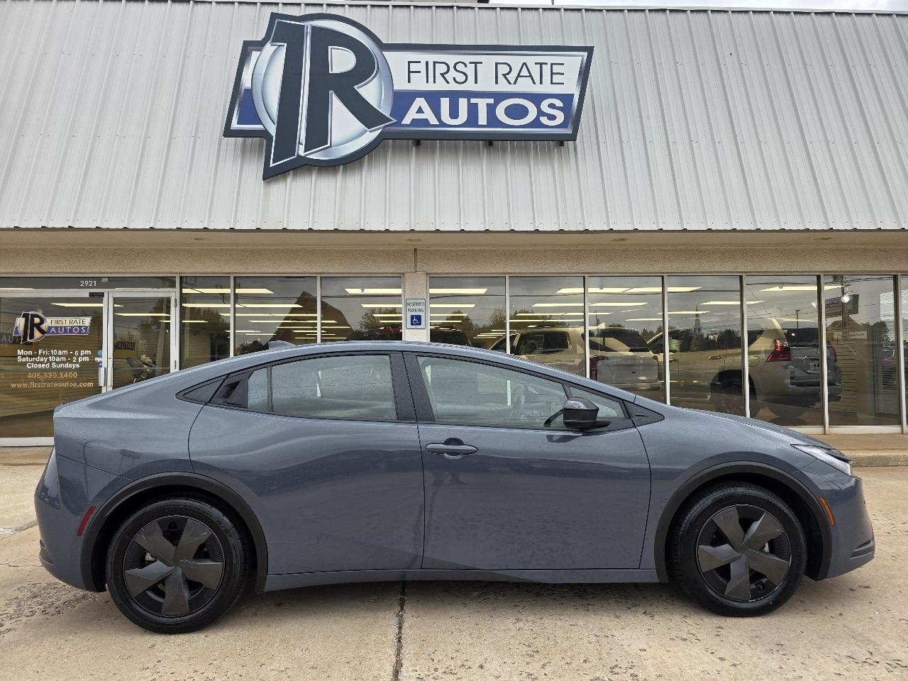 Toyota Prius Nightshade (Natl) 2025