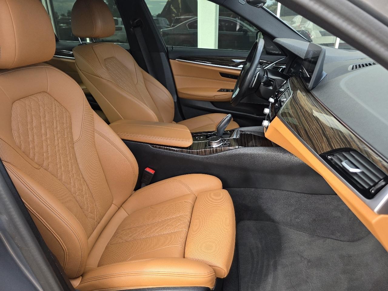 BMW 5 Series 540i xDrive Sedan 2023