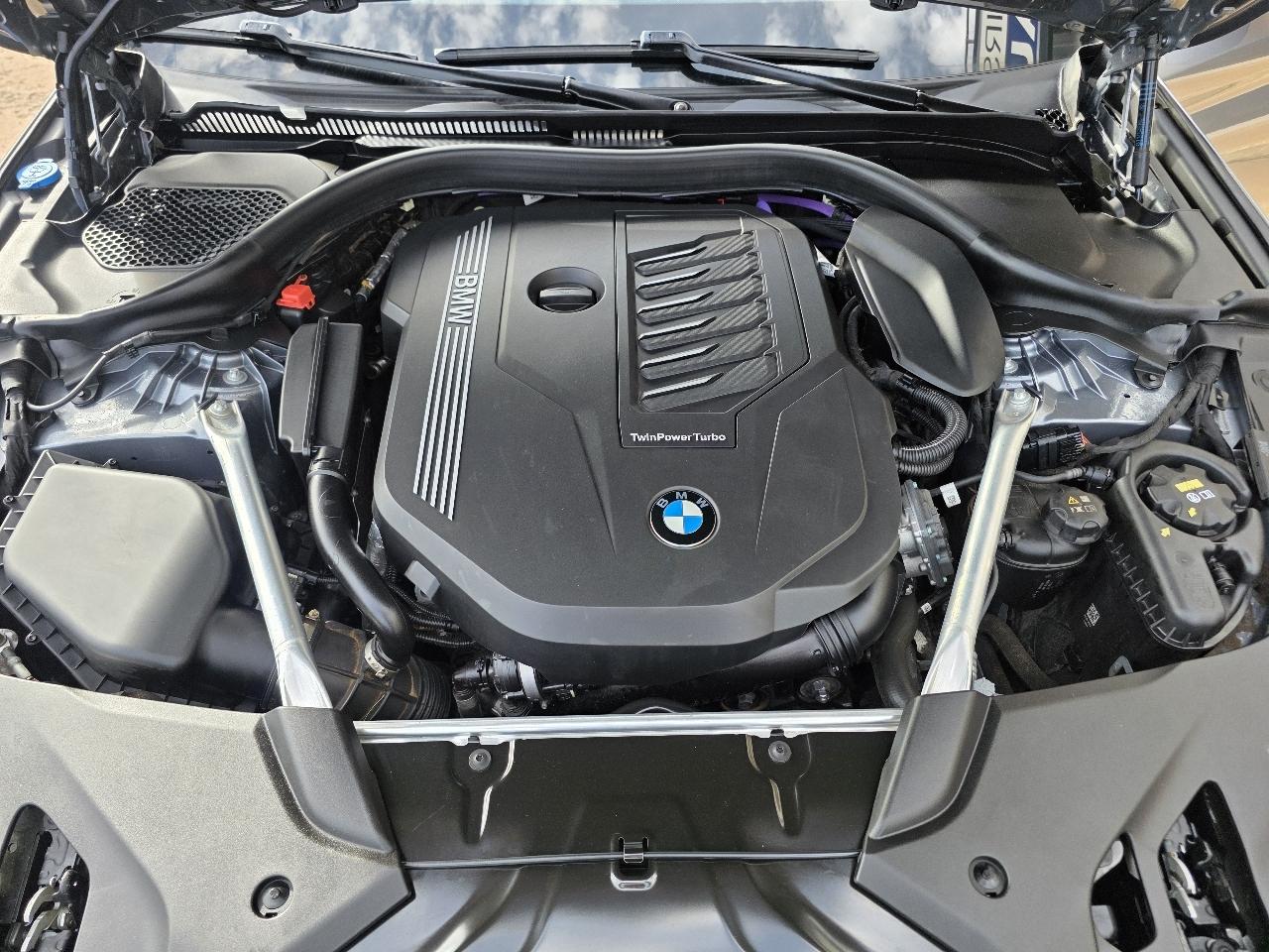 BMW 5 Series 540i xDrive Sedan 2023