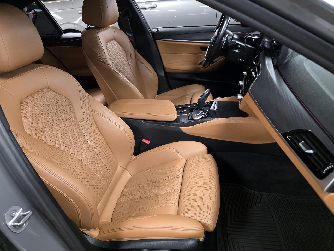 BMW 5 Series 530i Sedan 2022