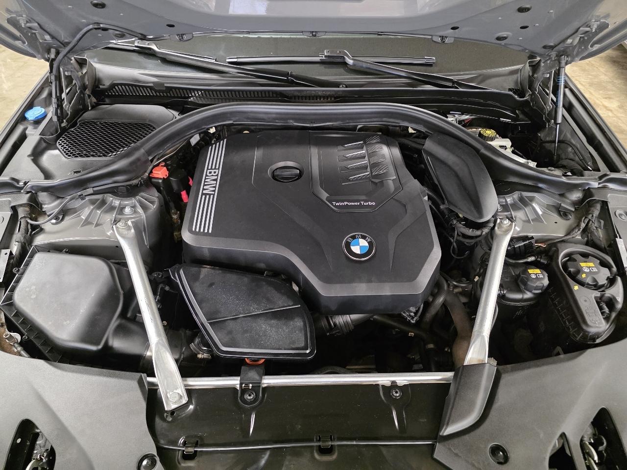 BMW 5 Series 530i Sedan 2022