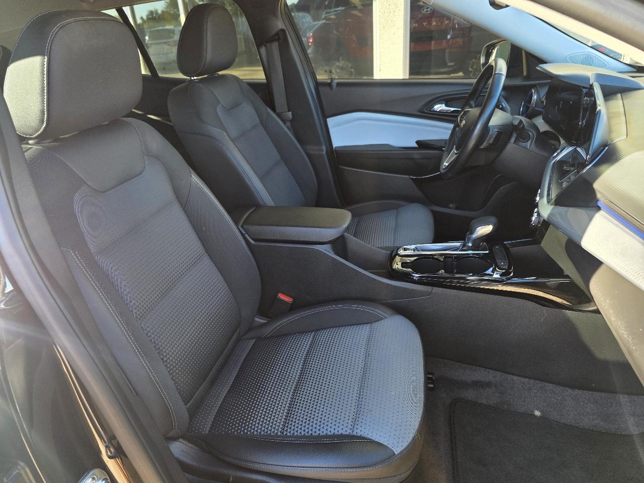 Chevrolet Trax FWD 4dr LT 2025