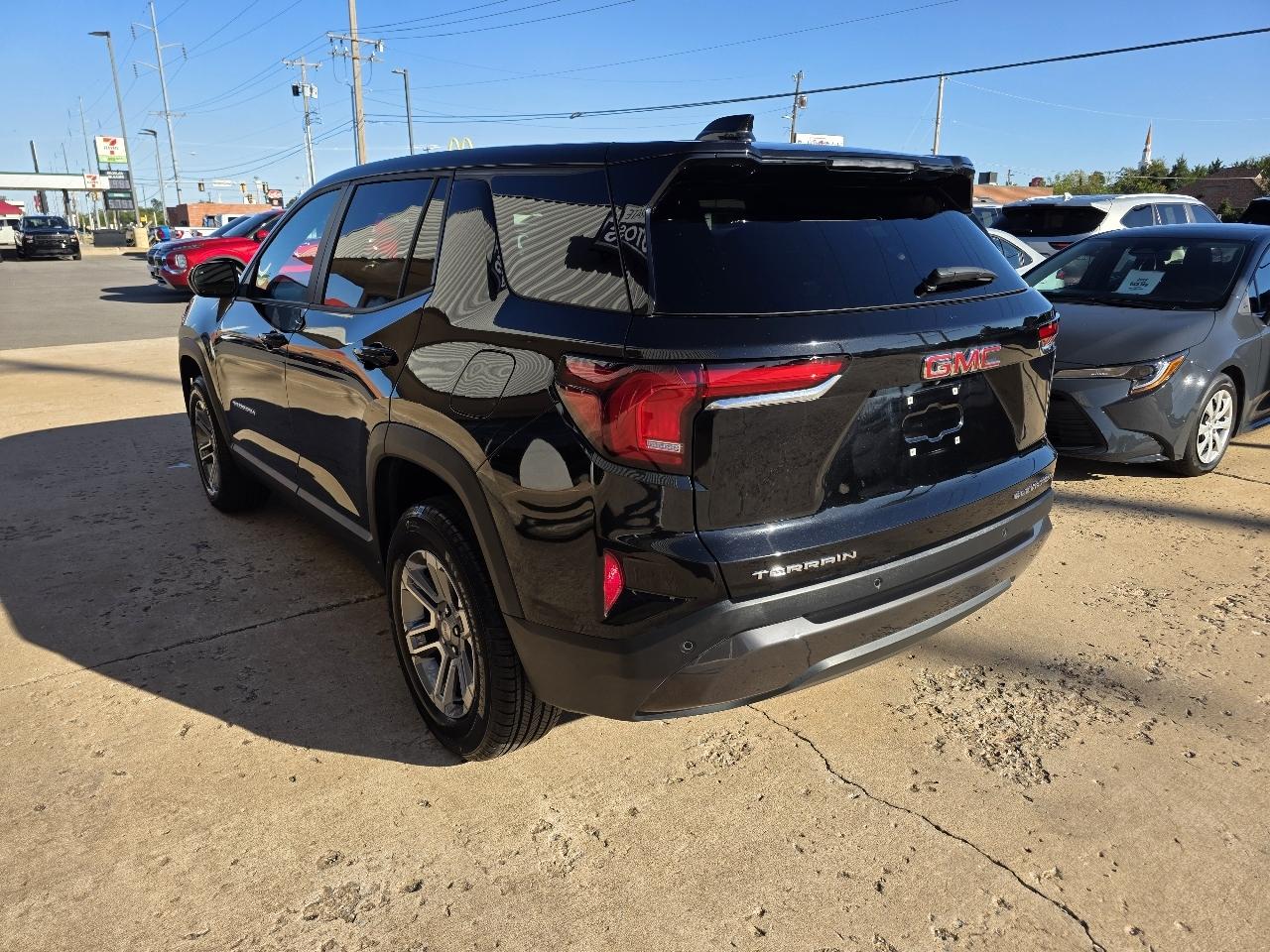 GMC Terrain FWD 4dr Elevation 2026