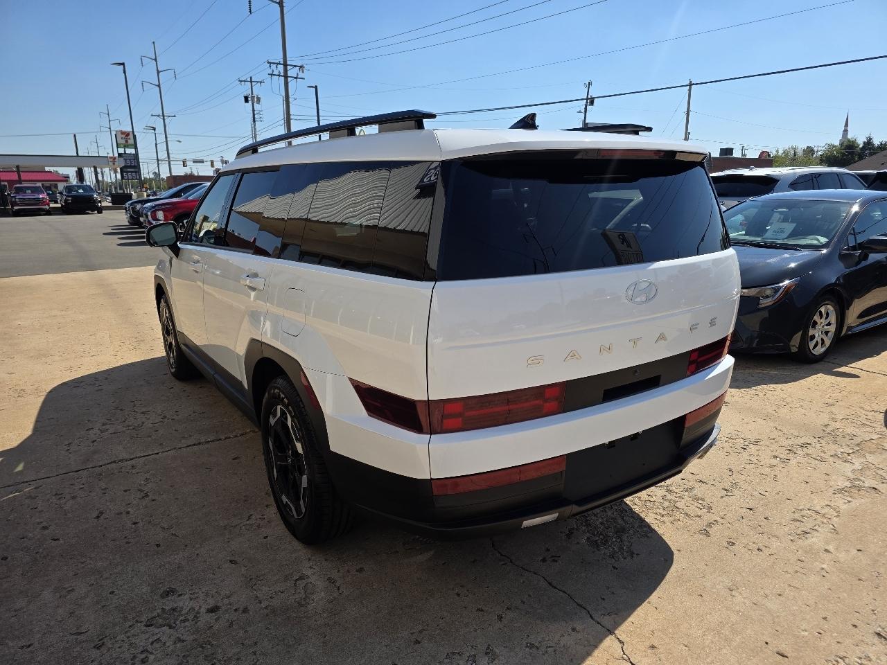Hyundai Santa Fe SEL FWD 2026
