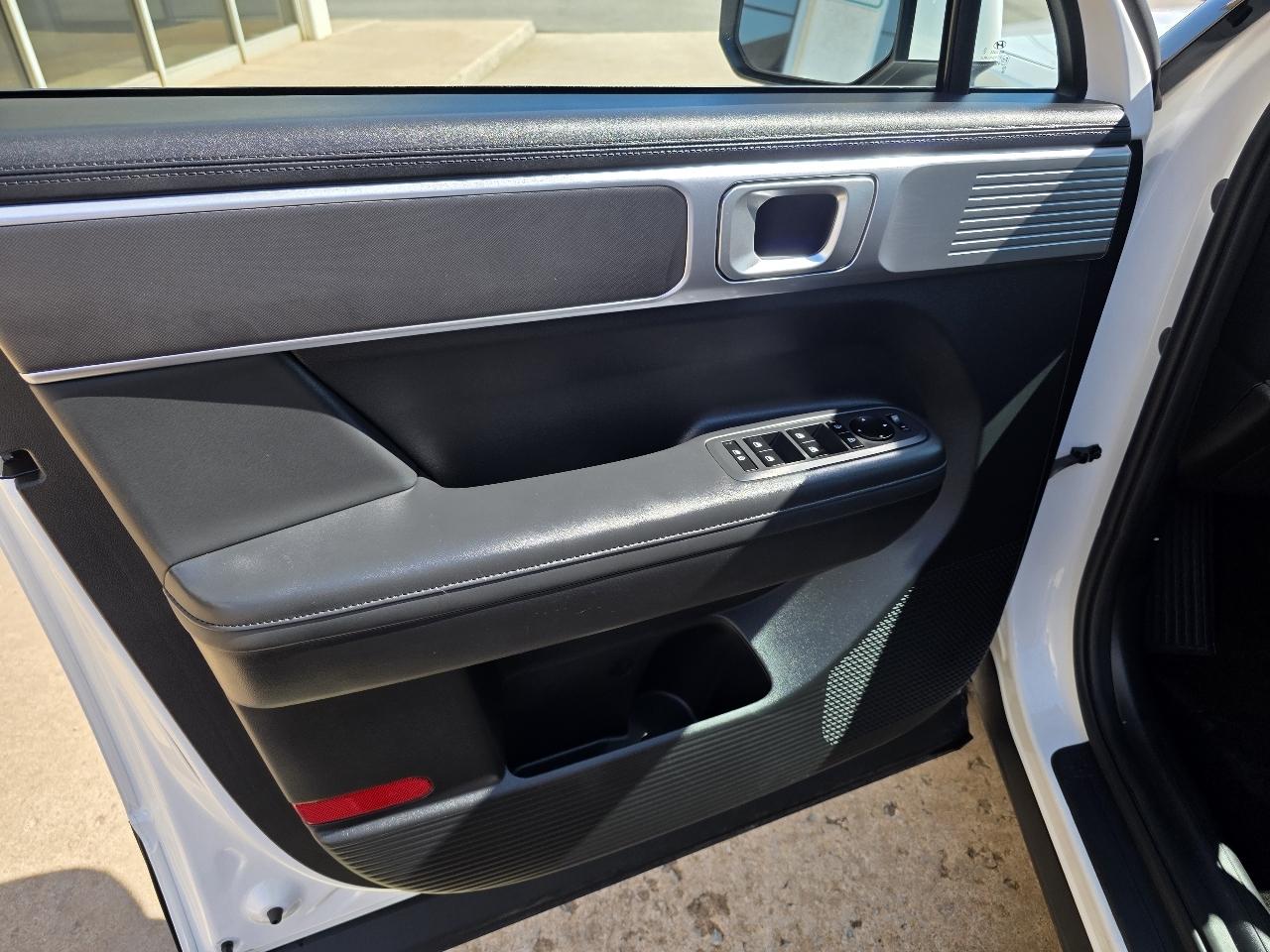 Hyundai Santa Fe SEL FWD 2026