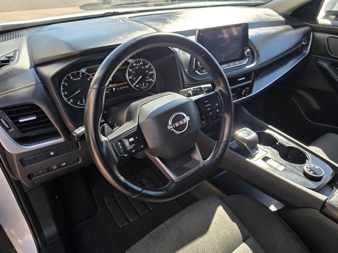Nissan Rogue AWD SV 2025