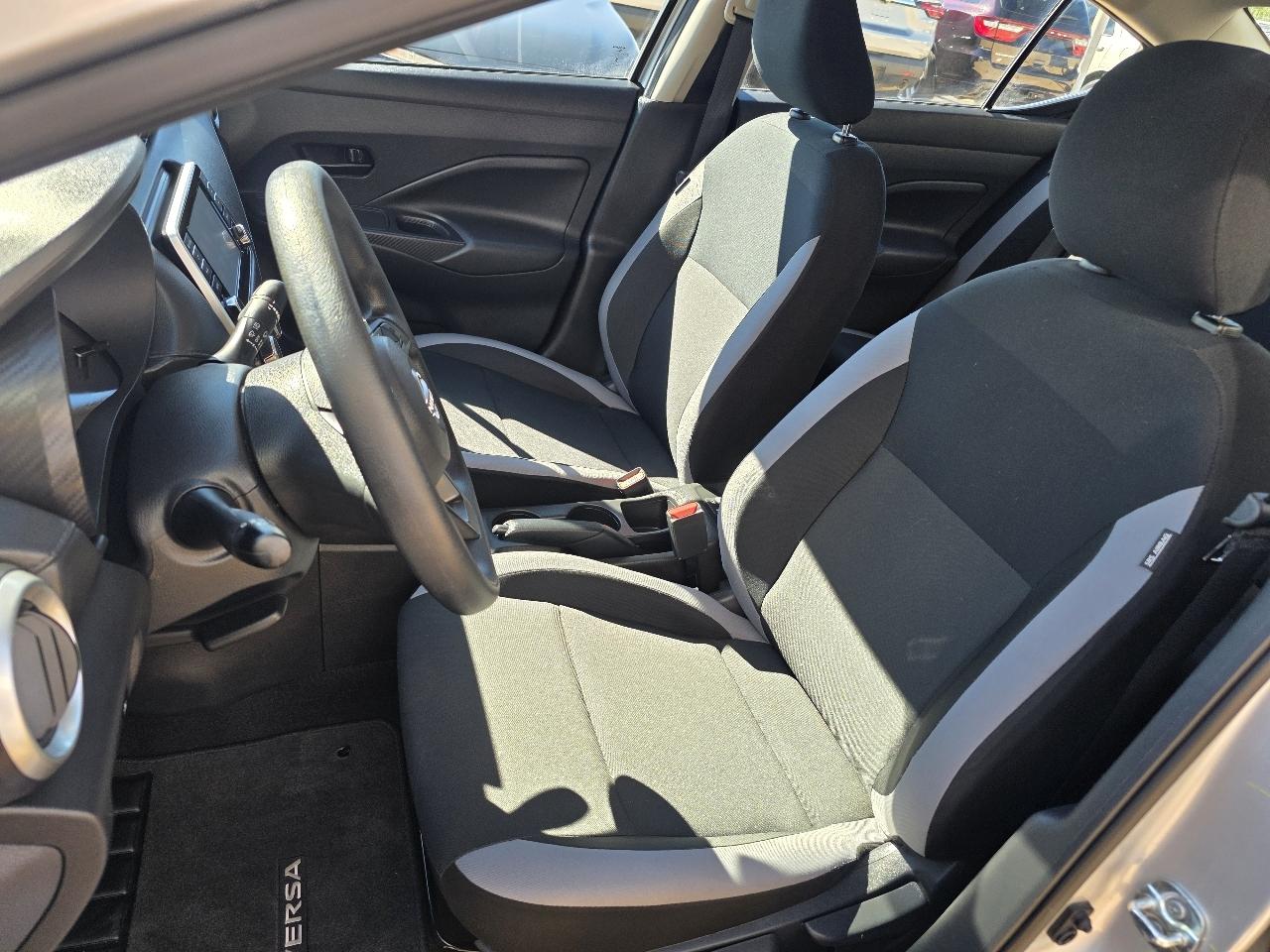 Nissan Versa S CVT 2025